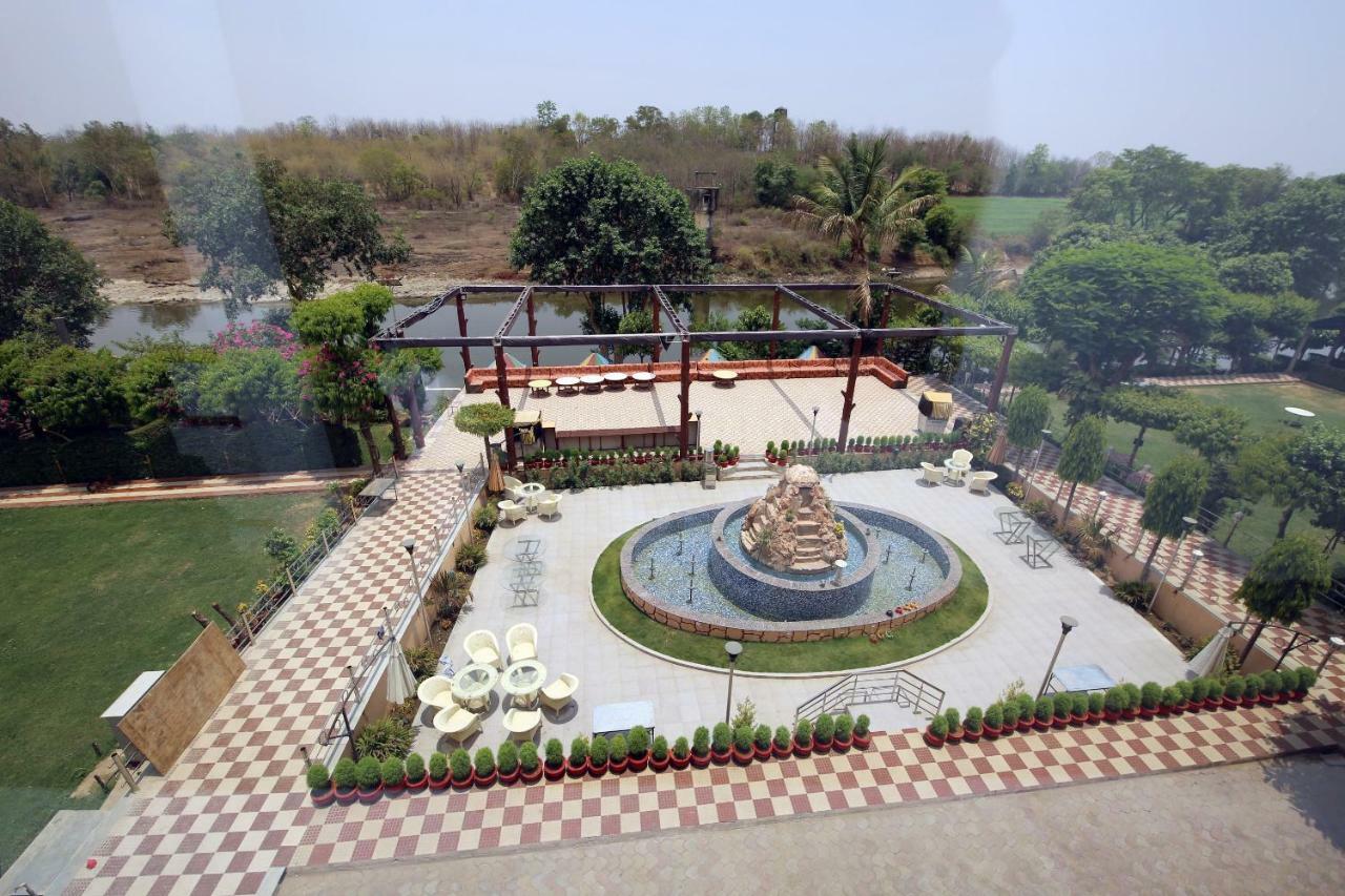 Oyo 38414 Rain Basera Resort Jabalpur Dış mekan fotoğraf